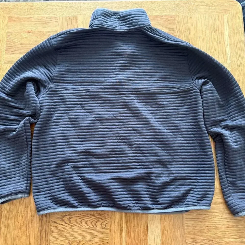 L.L.Bean Men’s XL Slightly Fitted Pullover Gray Snap Neck Quilted Sweater